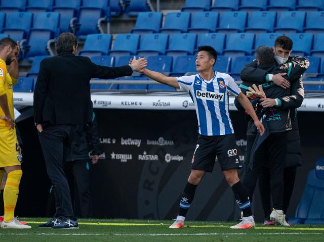 沙巴体育-​提前结束西乙回国勤王 武磊盼带着升级喜悦回归